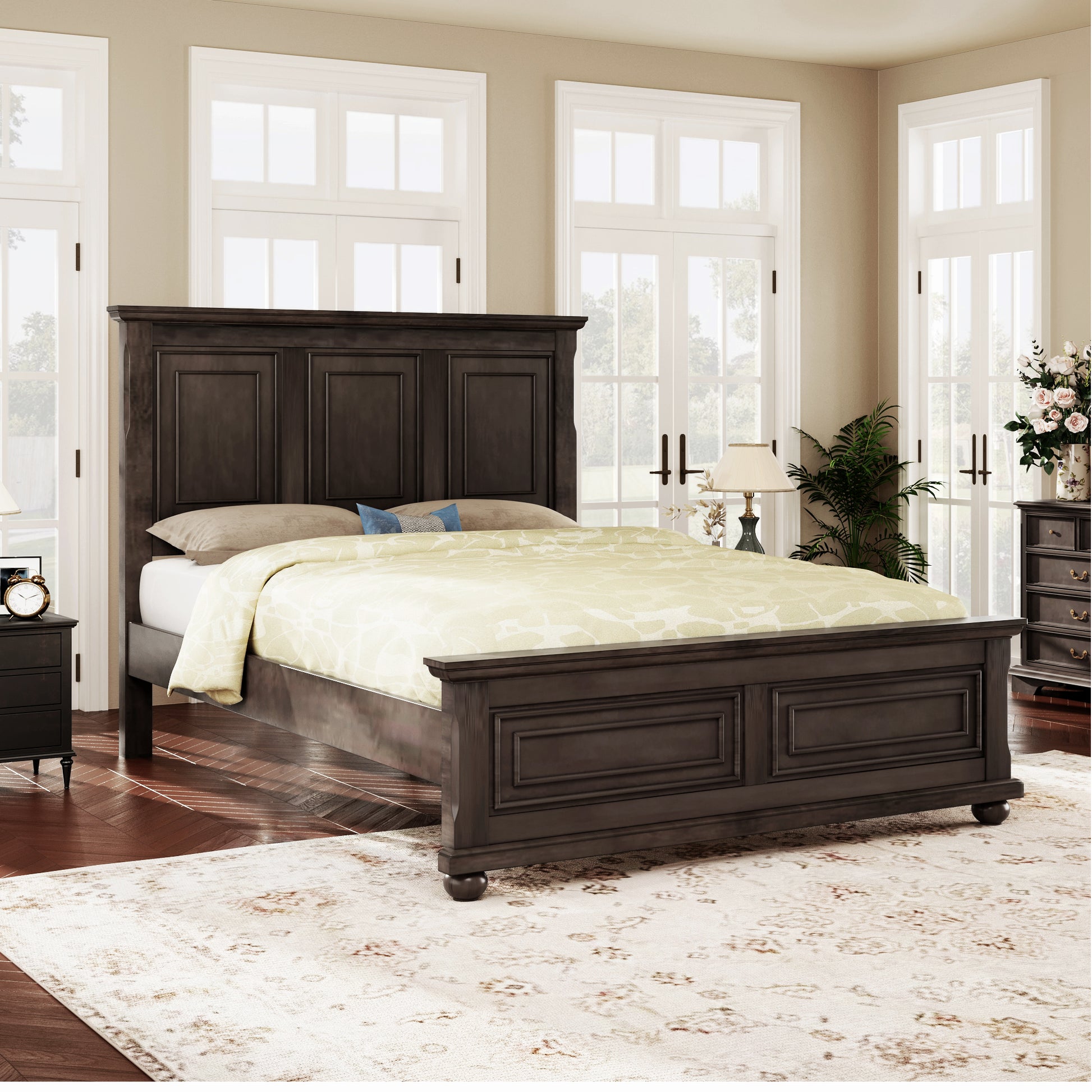 Traditional Town And Country Style Pinewood Vintage Queen Bed, Rich Brown Queen Brown Pine