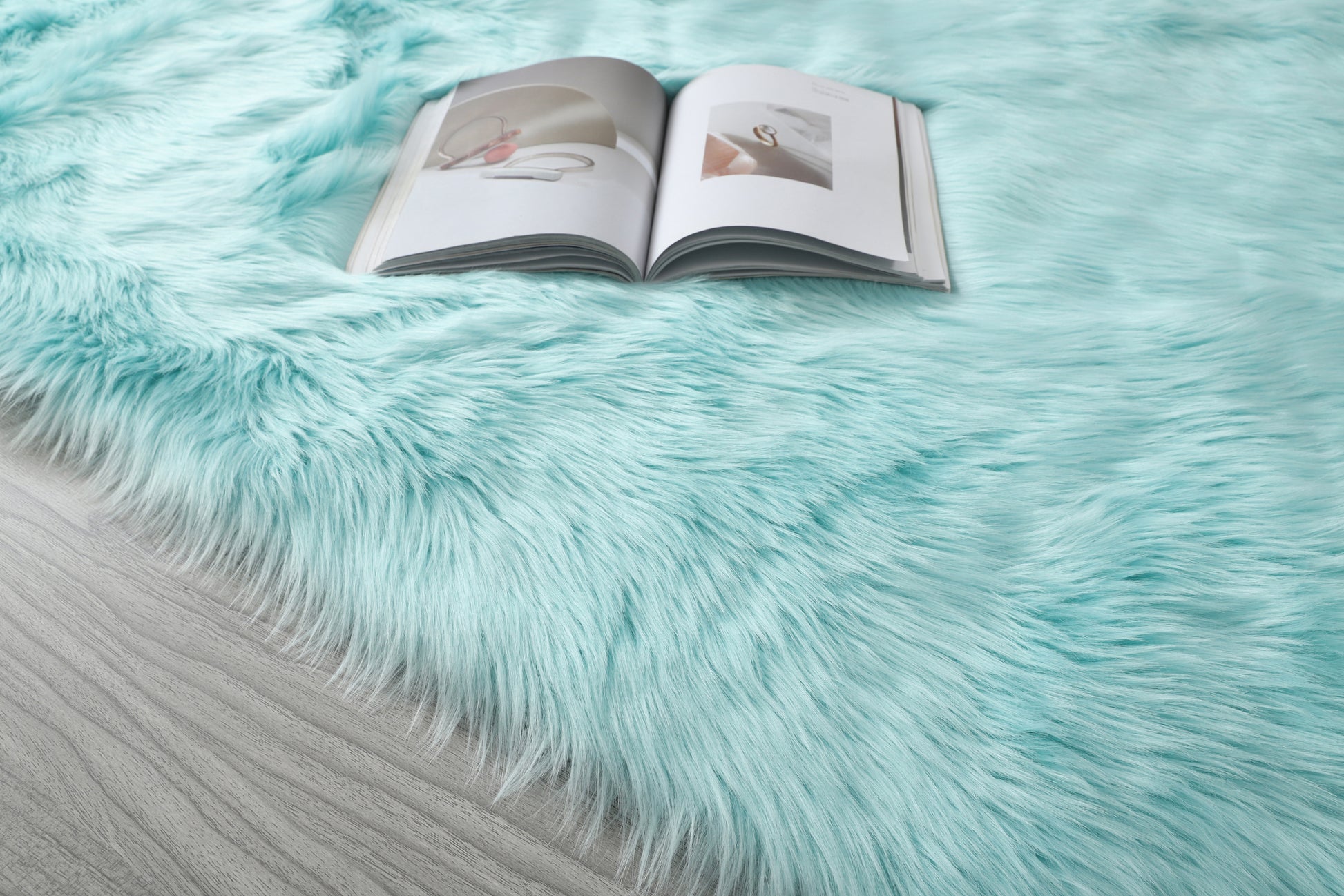 "Cozy Collection" Ultra Soft Fluffy Faux Fur Sheepskin Area Rug Teal Polyester