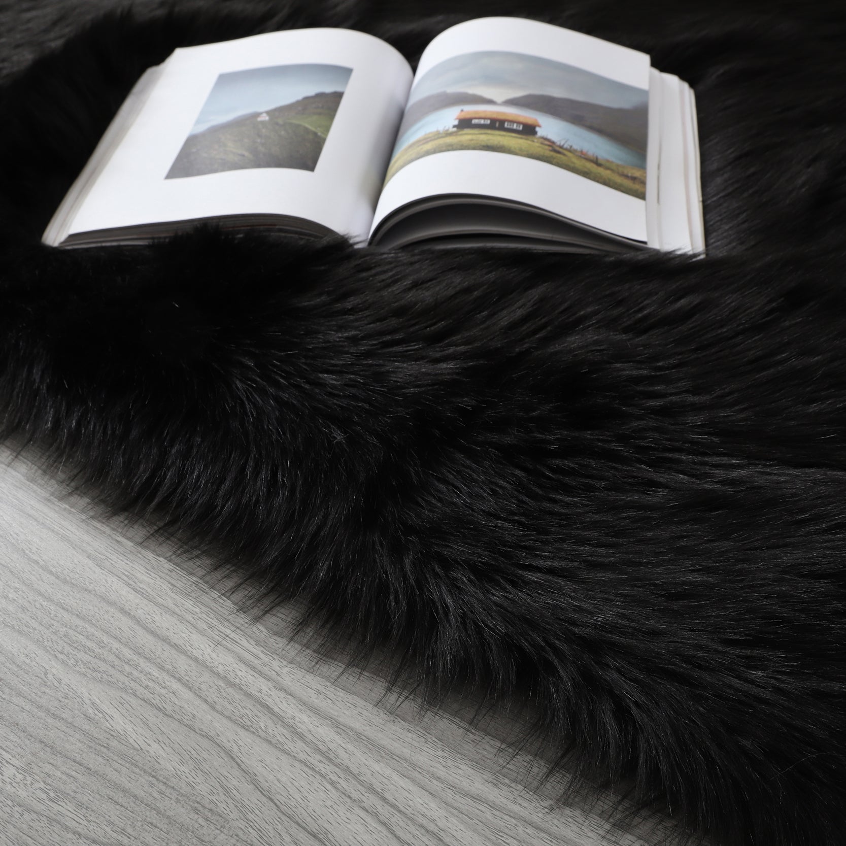 "Cozy Collection" Ultra Soft Fluffy Faux Fur Sheepskin Area Rug Black Polyester