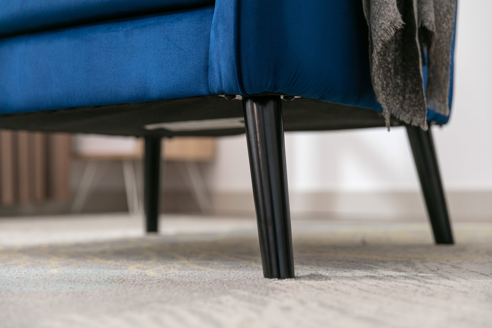 Accent Chair, Kd Solid Wood Legs With Black Painting. Fabric Cover The Seat. With A Cushion. Navy Foam Solid Wood