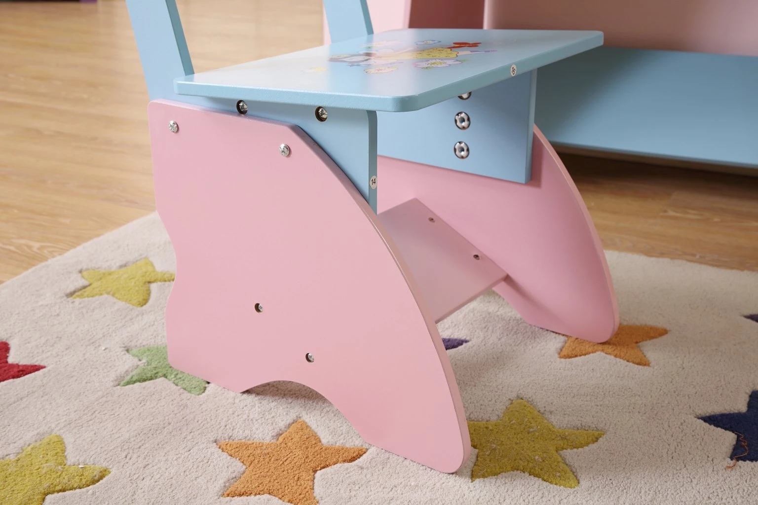 Olivia The Fairy Girls Dressing Table With Chair Pink Mdf