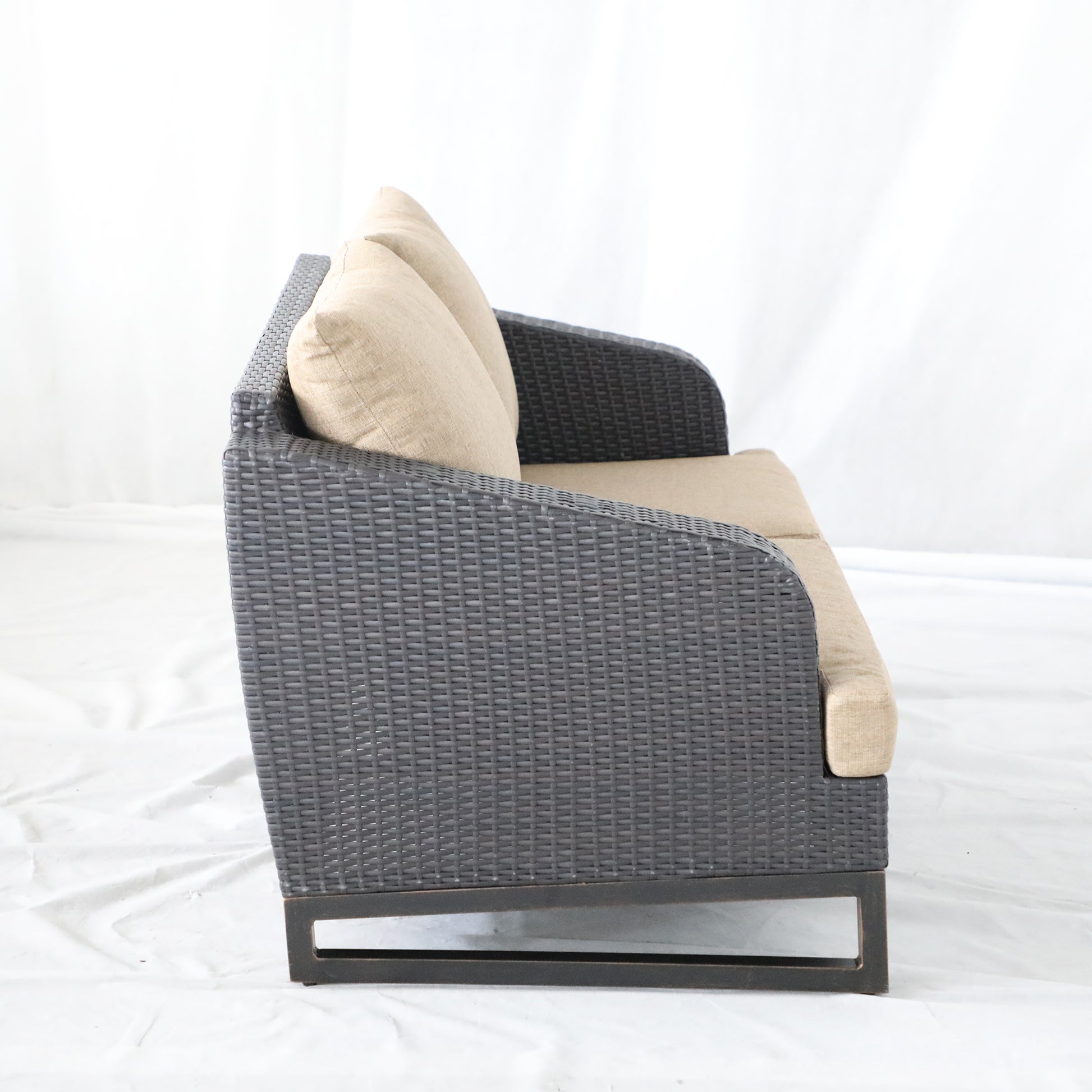 Comal Outdoor Furniture, Wicker Loveseat With Cushions, Brown Chocolate Brown Aluminium Wicker