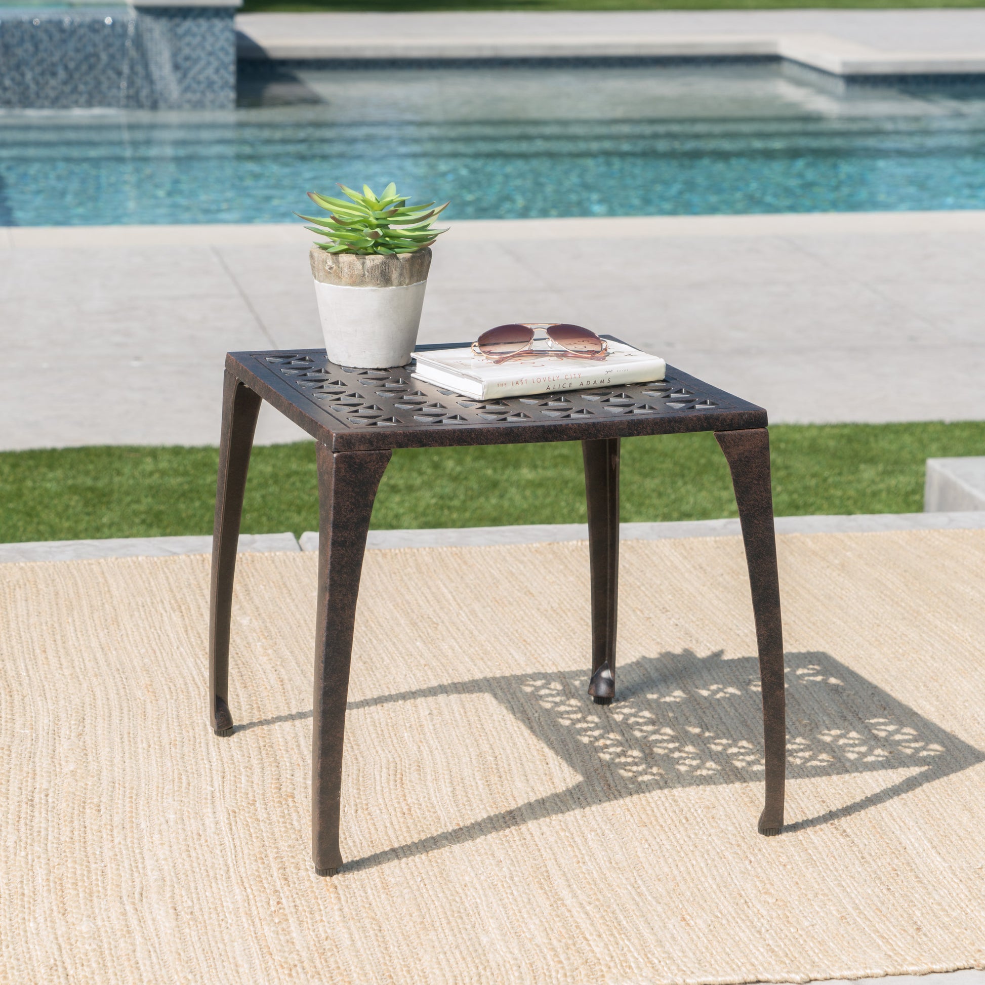 Kai 18 Side Table Bronze Aluminium