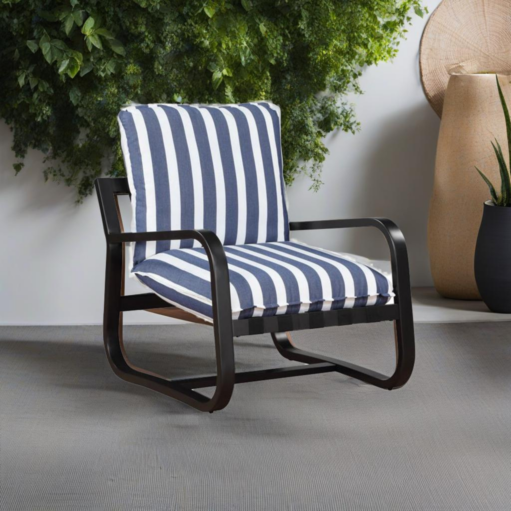 Asa Outdoor Sling Chair Upholstered In Blue And White Stripe Fabric Blue And White Stripes Foam Fabric Metal