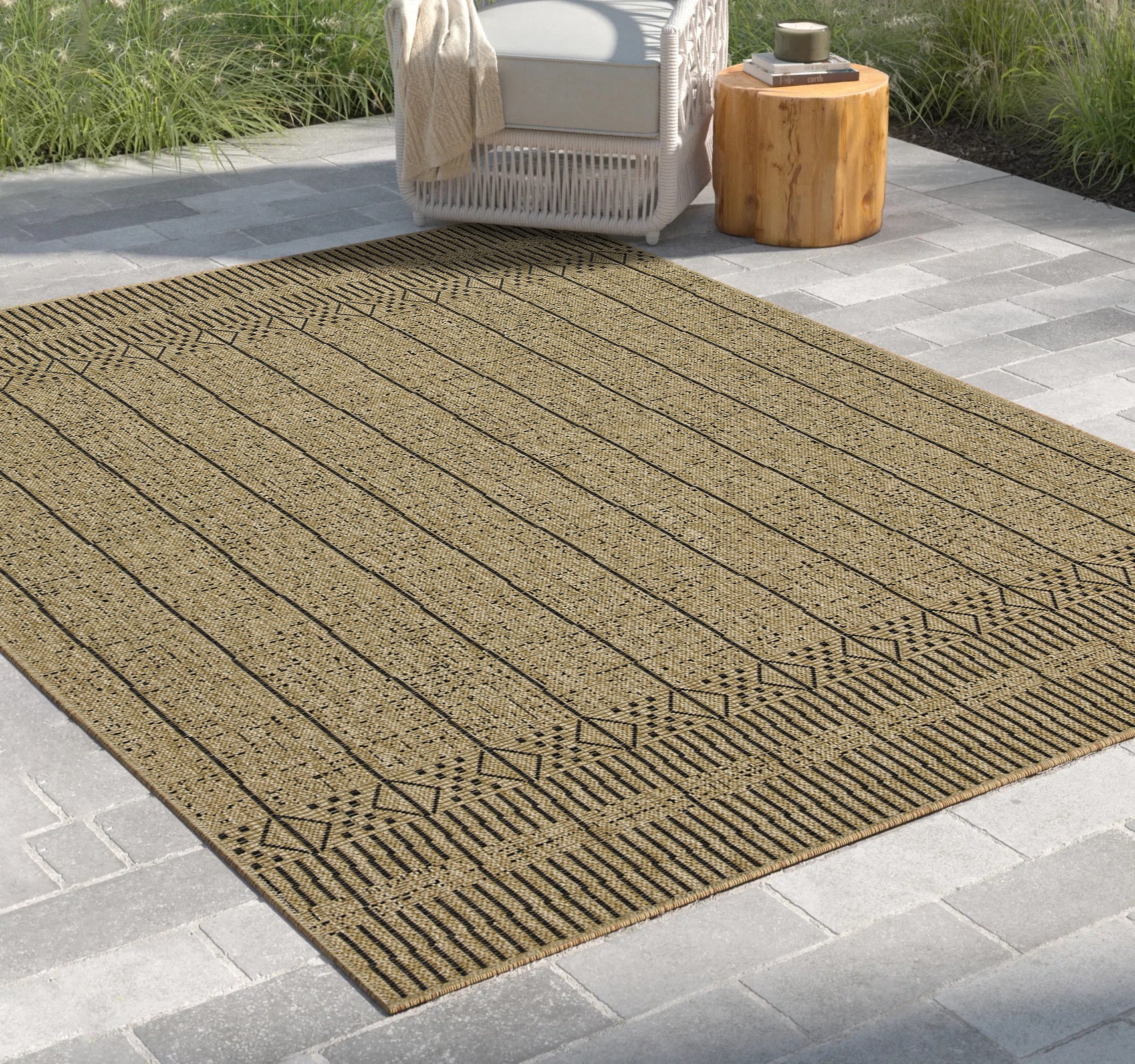 Earth Gc Ntl1008 Jute Black 2 Ft. 7 In. X 7 Ft. 3 In. Indoor Outdoor Area Rug Natural Black Polyester Polypropylene