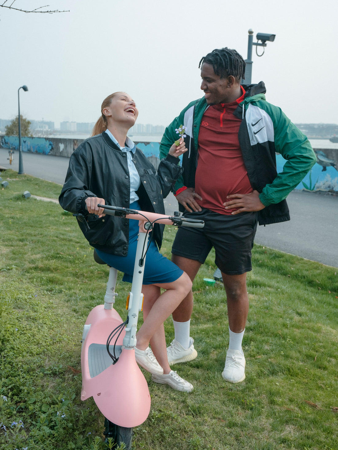 Electric Scooter With Foldable Seat W 35 Miles Operating Range & 15.5Mph Max Speed Pink Pink Aluminum