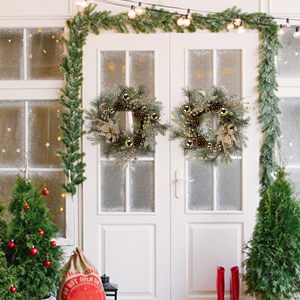 Christmas Wreath 20 Inch Christmas Door Decorations Wreath With Warm Lights 2Pcs Gold American Design Pine