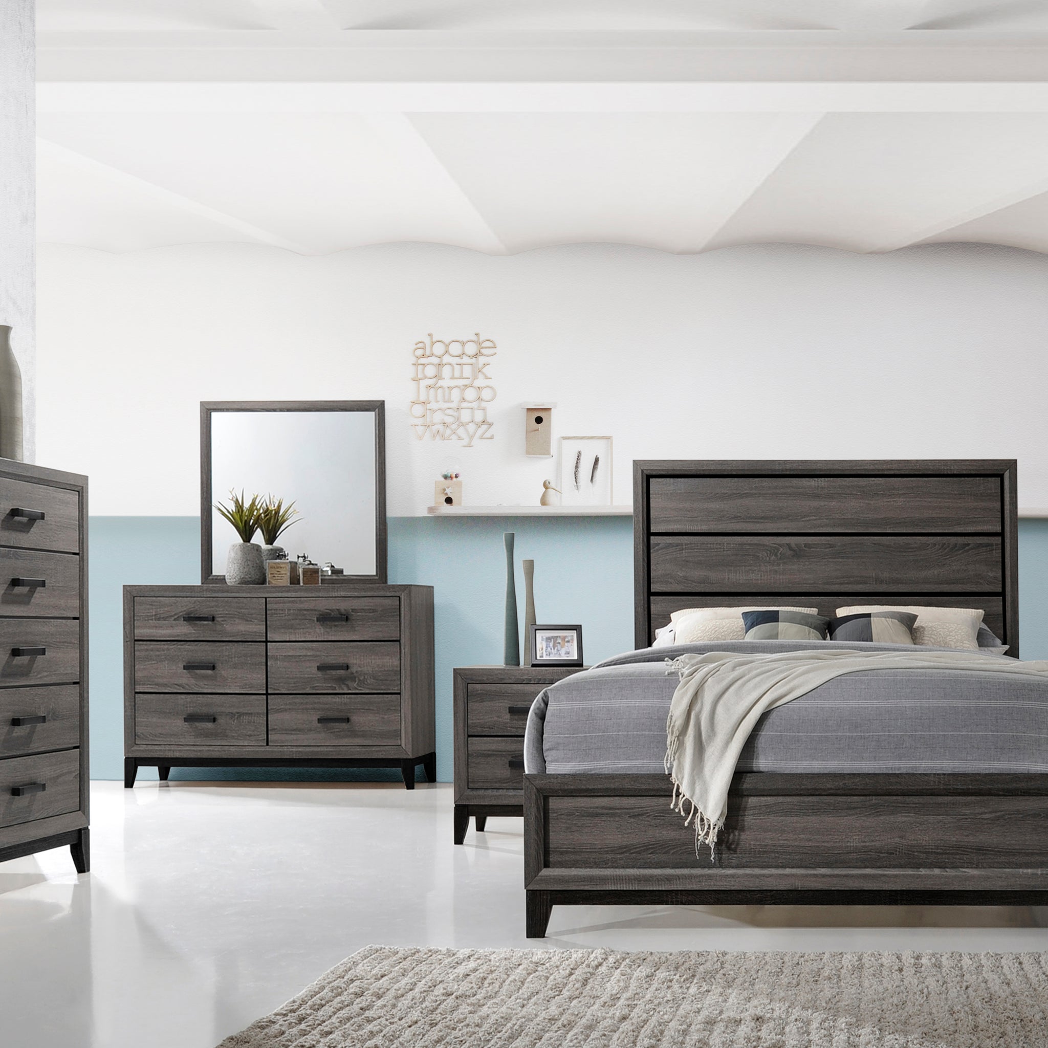 Queen 5 Pc Contemporary Bedroom Set Made With Wood In Gray Box Spring Required Queen Gray Wood 5 Piece Set Bedroom Bed Included,Chest Included,Dresser Included,Mirror Included,Nightstand Included