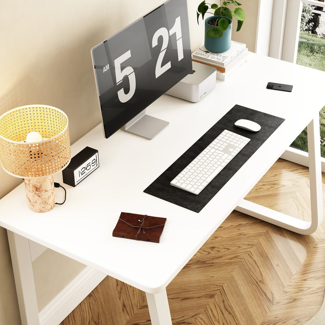 L31.5Inch Computer Desk Modern Simple Style Desk For Home Office, Small Writing Table Study Corner Work Desk For Bedroom White Metal