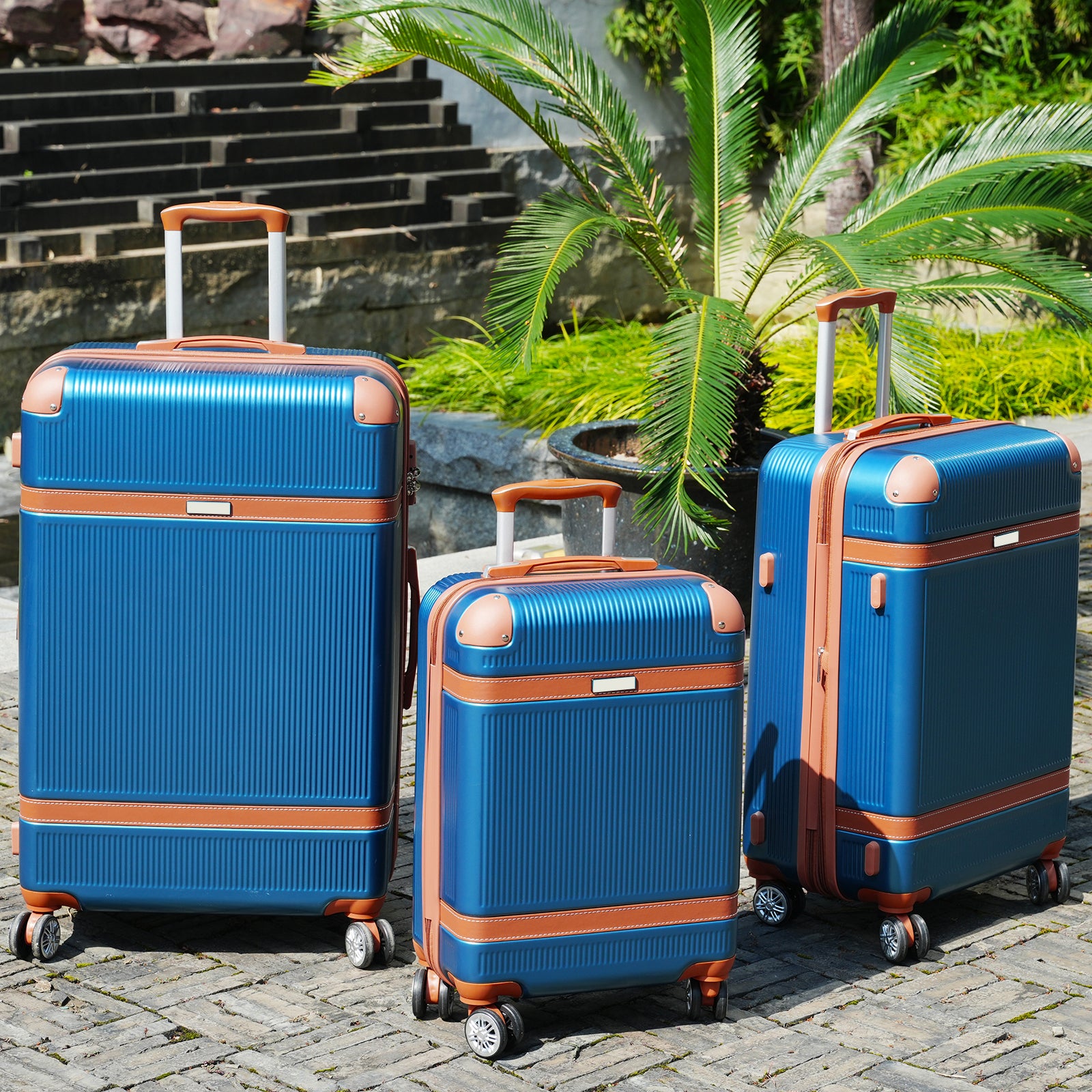 Hardshell Luggage Sets 3 Piece Double Spinner 8 Wheels Suitcase With Tsa Lock Lightweight 20''24''28'' Blue Abs