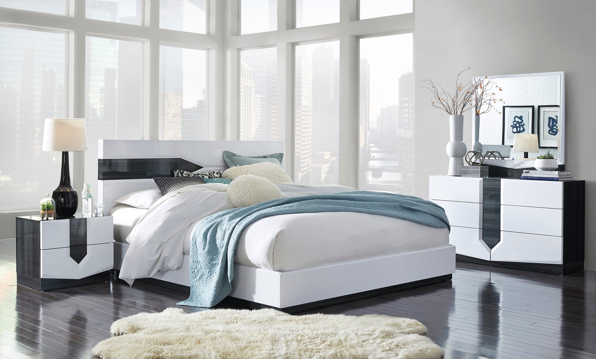 Vios Zebra White King Bed White Black Mdf