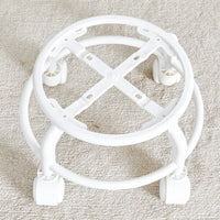 The Small And Cute White Chair With Silky Pulleys Can Move Freely, Which Is Suitable For Use In Various Scenes, And Is A Good Choice For Fashion Style. White Pet